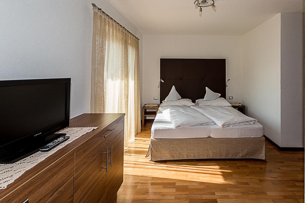 Apartment mit Balkon