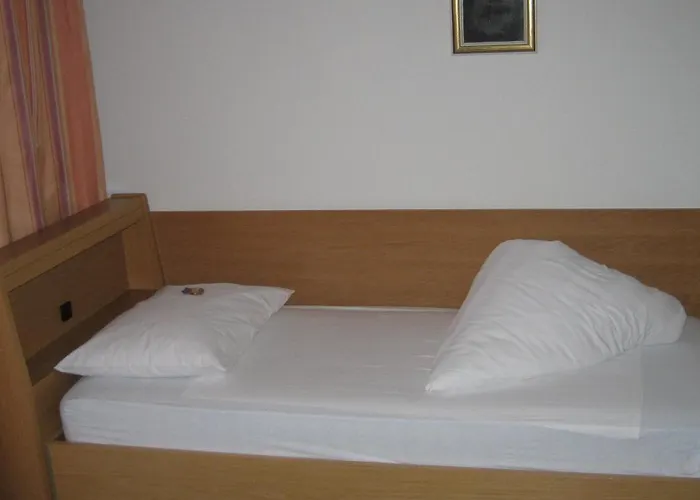 Hotel Garni Kofler Dorf Tirol